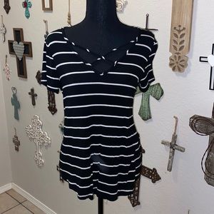 Emory Park size medium tee